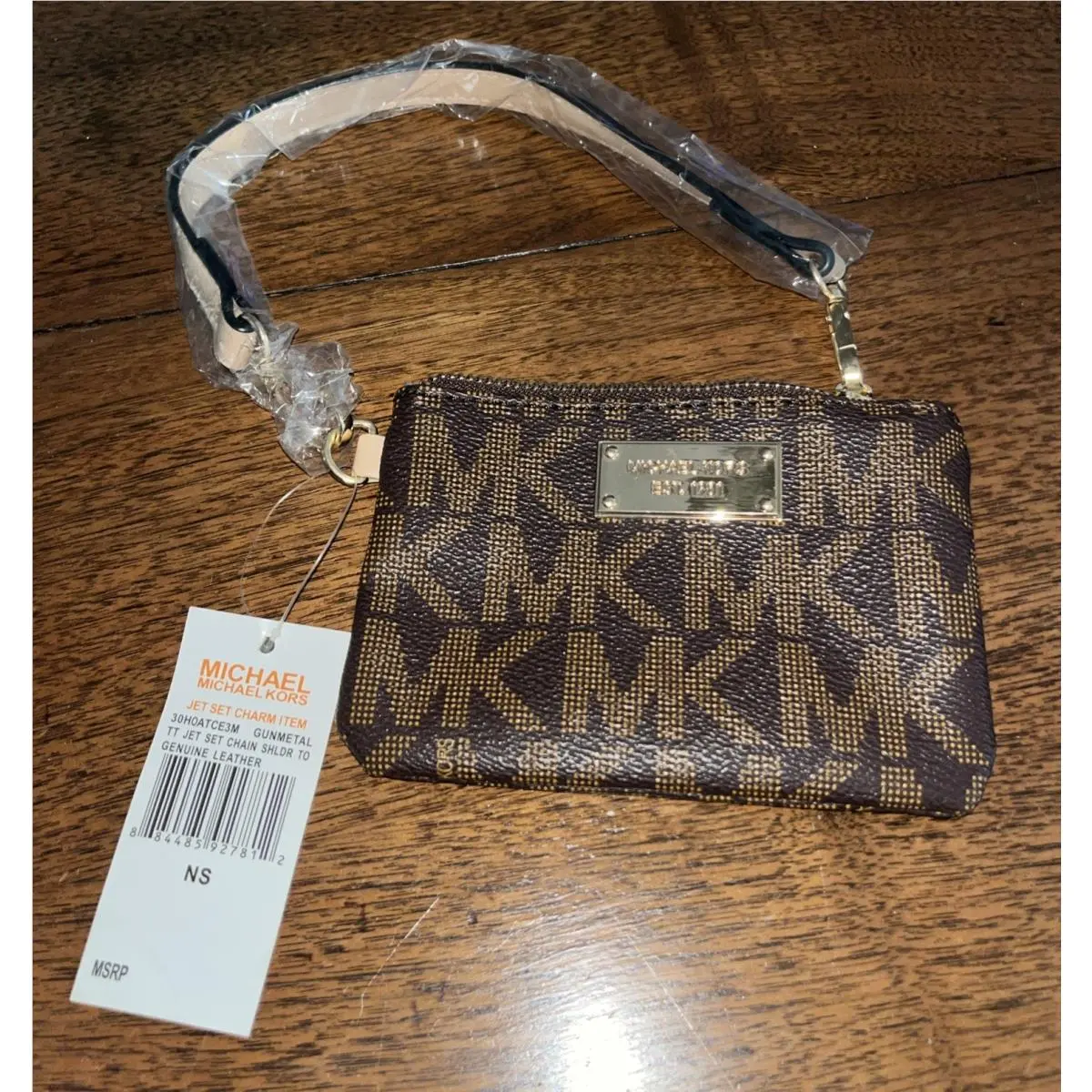 Michael Kors Jet Set Wristlet Pouch Women`s Small Monogram Zipper Purse
