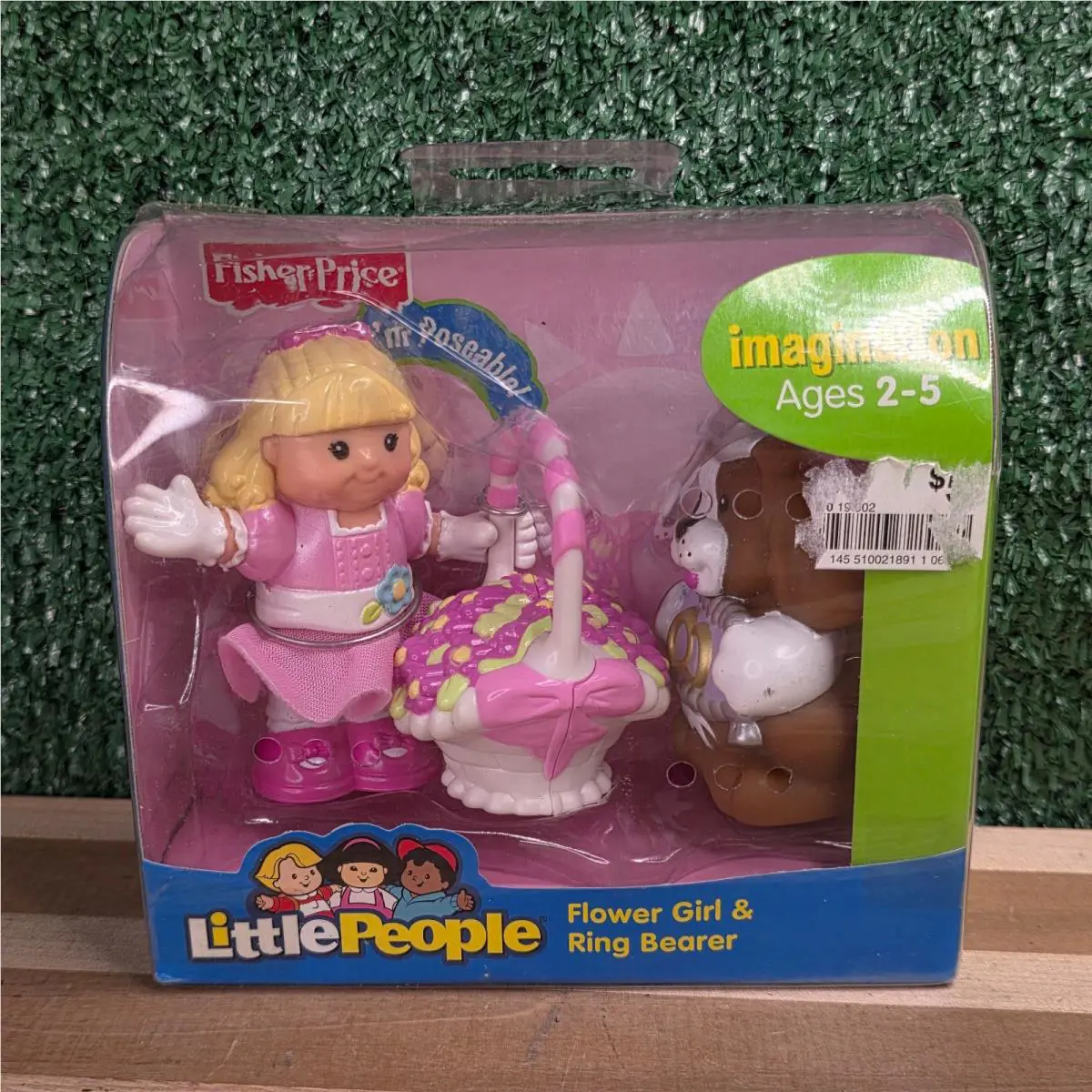 2008 Fisher Price Little People Flower Girl and Ring Bearer Set