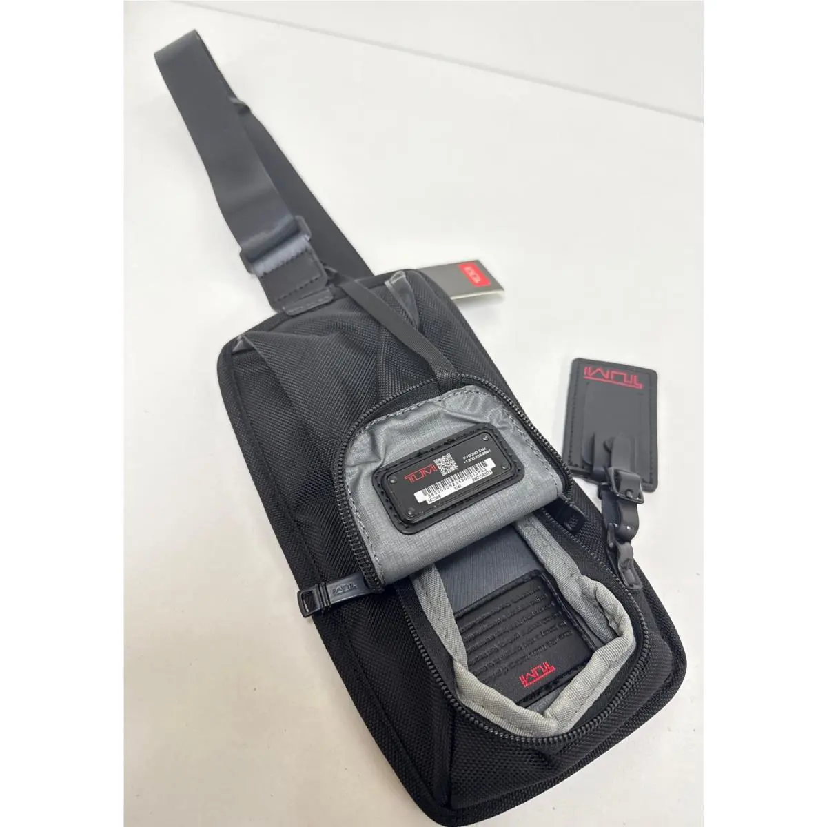 Tumi Alpha Compact Sling Bag 02603585 Men`s Mini Crossbody Travel Chest Bag