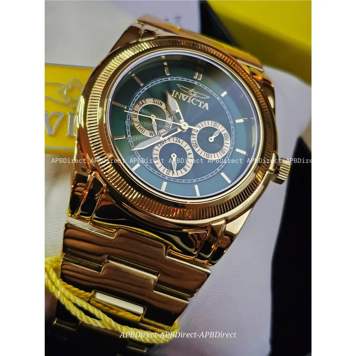 Invicta - Pro Diver - Ultra Slim - Gold Plated Case Bracelet Green Mens Watch