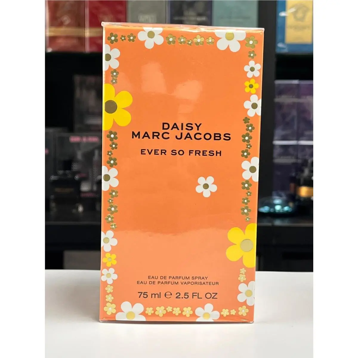 Marc Jacobs Daisy Ever So Fresh Eau de Parfum For Women 2.5 Fl. Oz. / 75ml