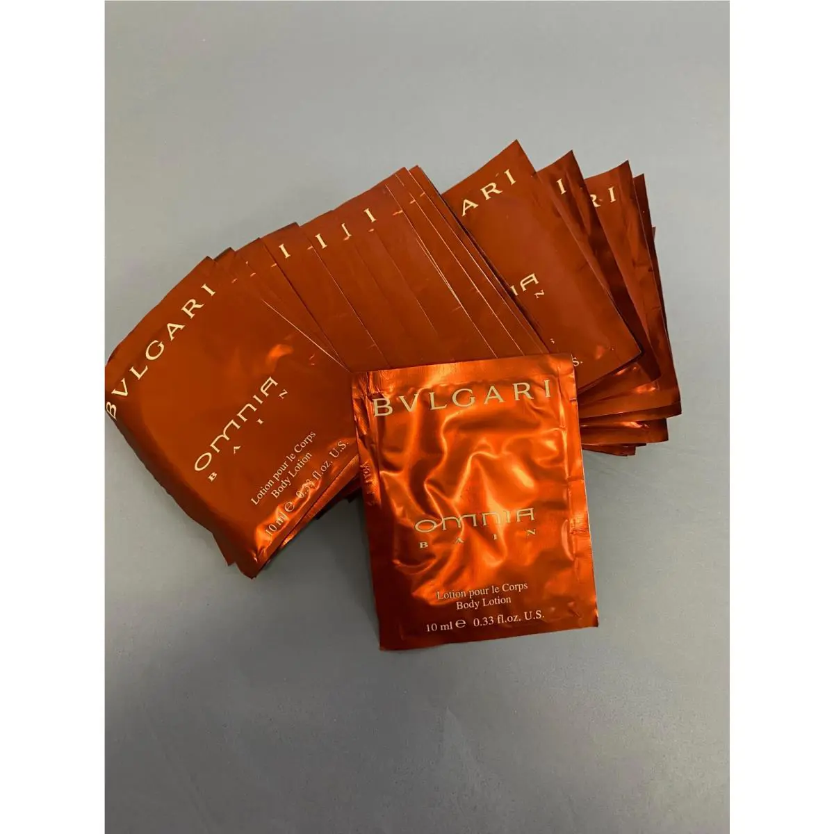 Bvlgari Omnia Bain Body Lotion 24 Sachets .33 Total 7.92oz Extremely Rare Item