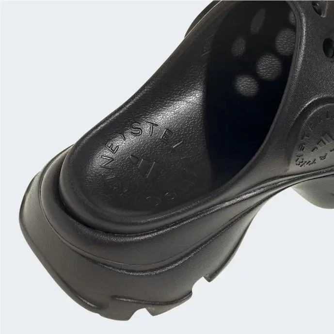 Adidas shoes - adidas Stella McCartney - Stella McCartney - GW2050 - Black 17