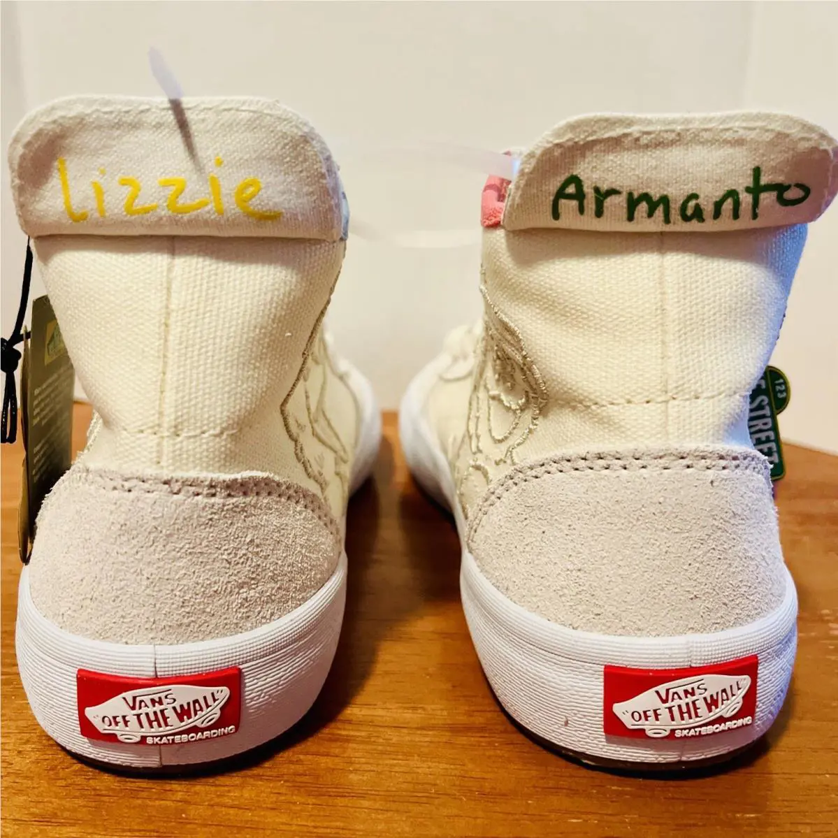 Vans shoes - Vans Sesame Street The Lizzie - VN0A4BX1448 - Ivory 3