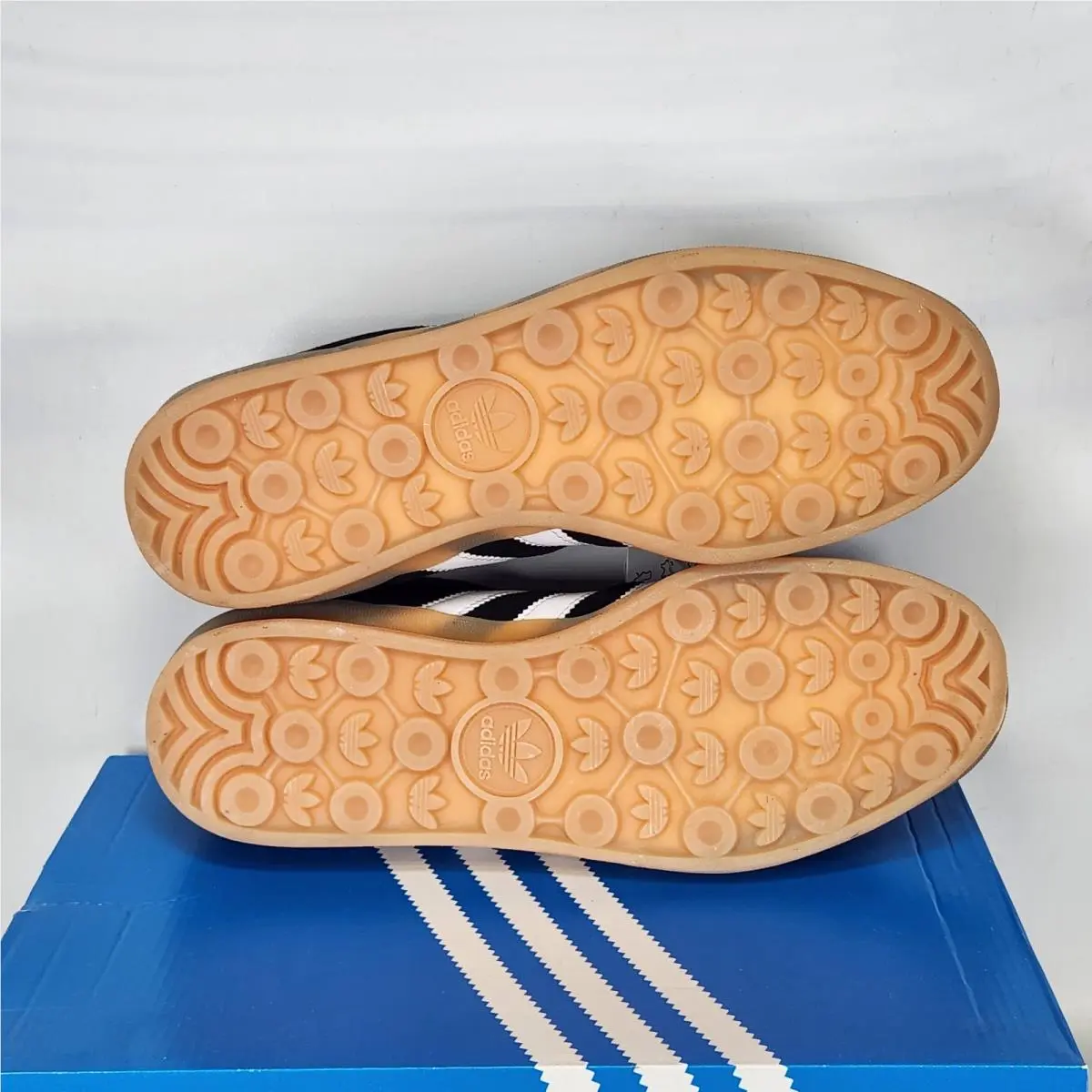 Adidas shoes - adidas Gazelle - Gazelle - JI2060 - Black 4