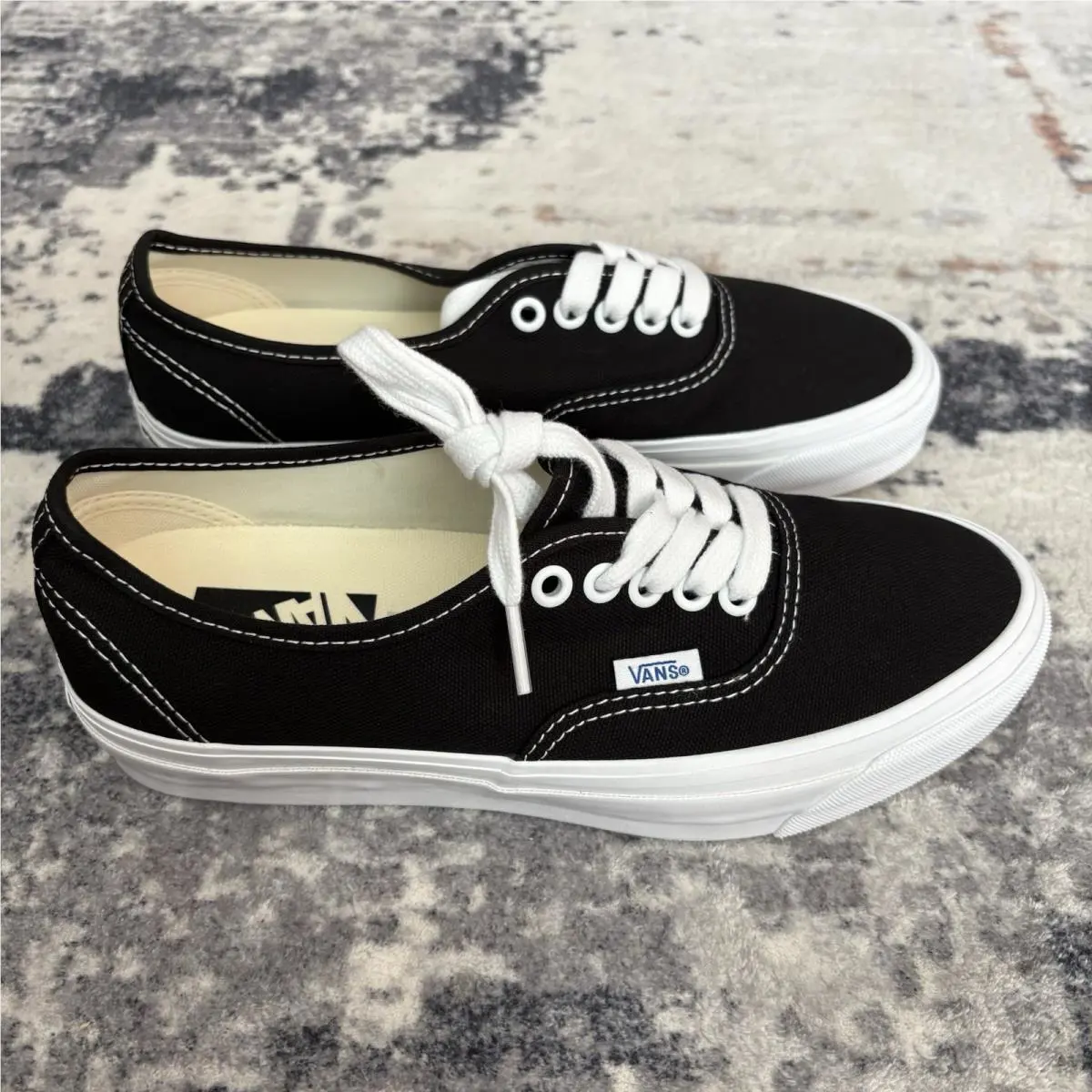 Vans shoes - VN000CQABA2 - VN000CQABA2 - Black/White (UPC: 0197063289180) 3