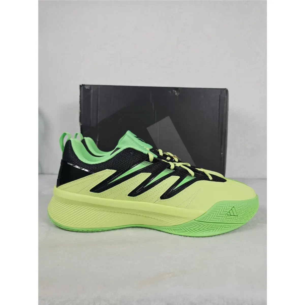Dame Certified 3 Low Basketball Shoes Men`s Size 11.5 Pulse Lime by Adidas