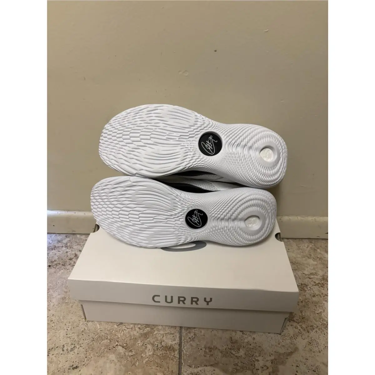Under Armour shoes - Under Armour Curry 11 - Curry - 3027502-100 - White 3