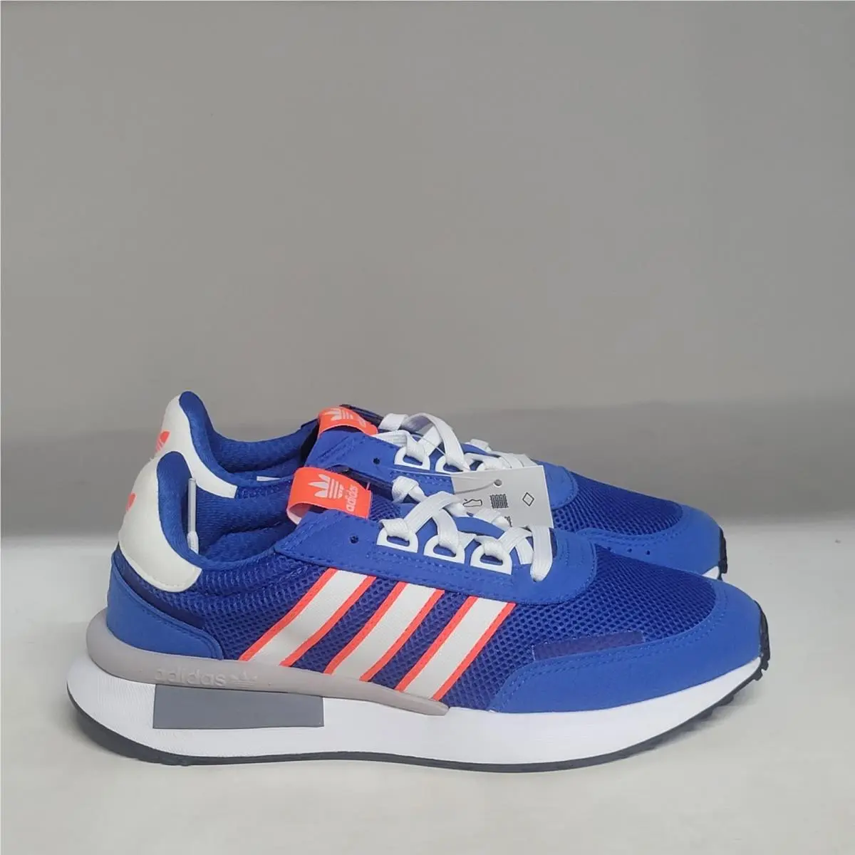 Adidas Retroset Blue/white/solar Red Men 5 / Women 6