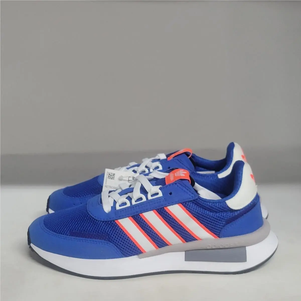 Adidas shoes - adidas Retroset - Retroset - FW3342 - Blue/White/Solar Red 2