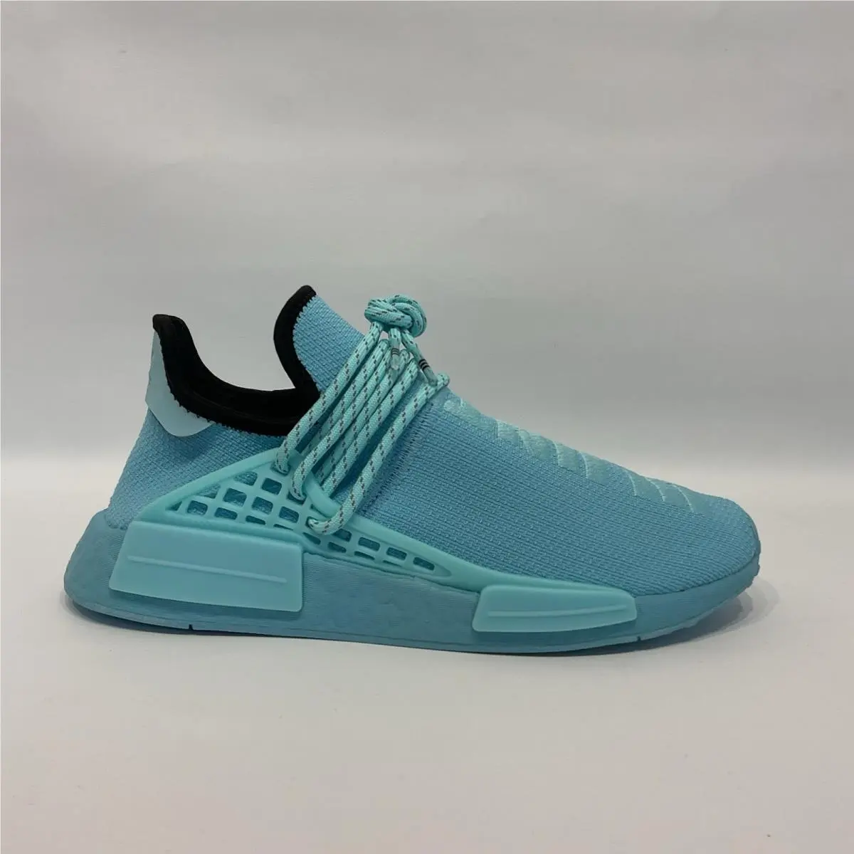 Adidas Originals Mens Pharrell Williams Tennis Hu Casual Sneaker Men 5 Women 6.5