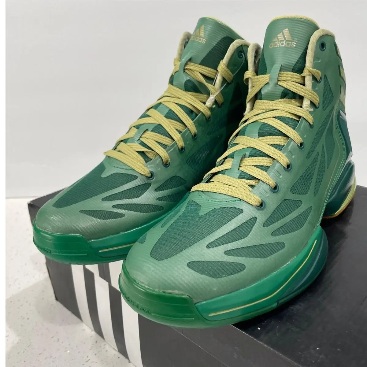 Adidas shoes - adidas adiZero Crazylight 2 - adiZero Crazylight - G65945 - Green (UPC: 886408688756) 2