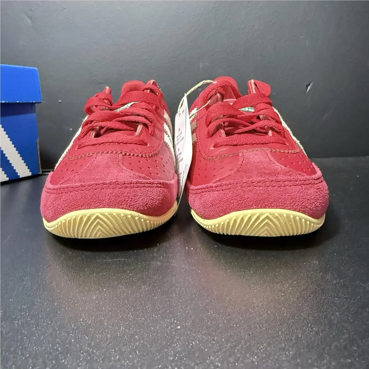 Adidas shoes - adidas W - IG4507 - Red 3