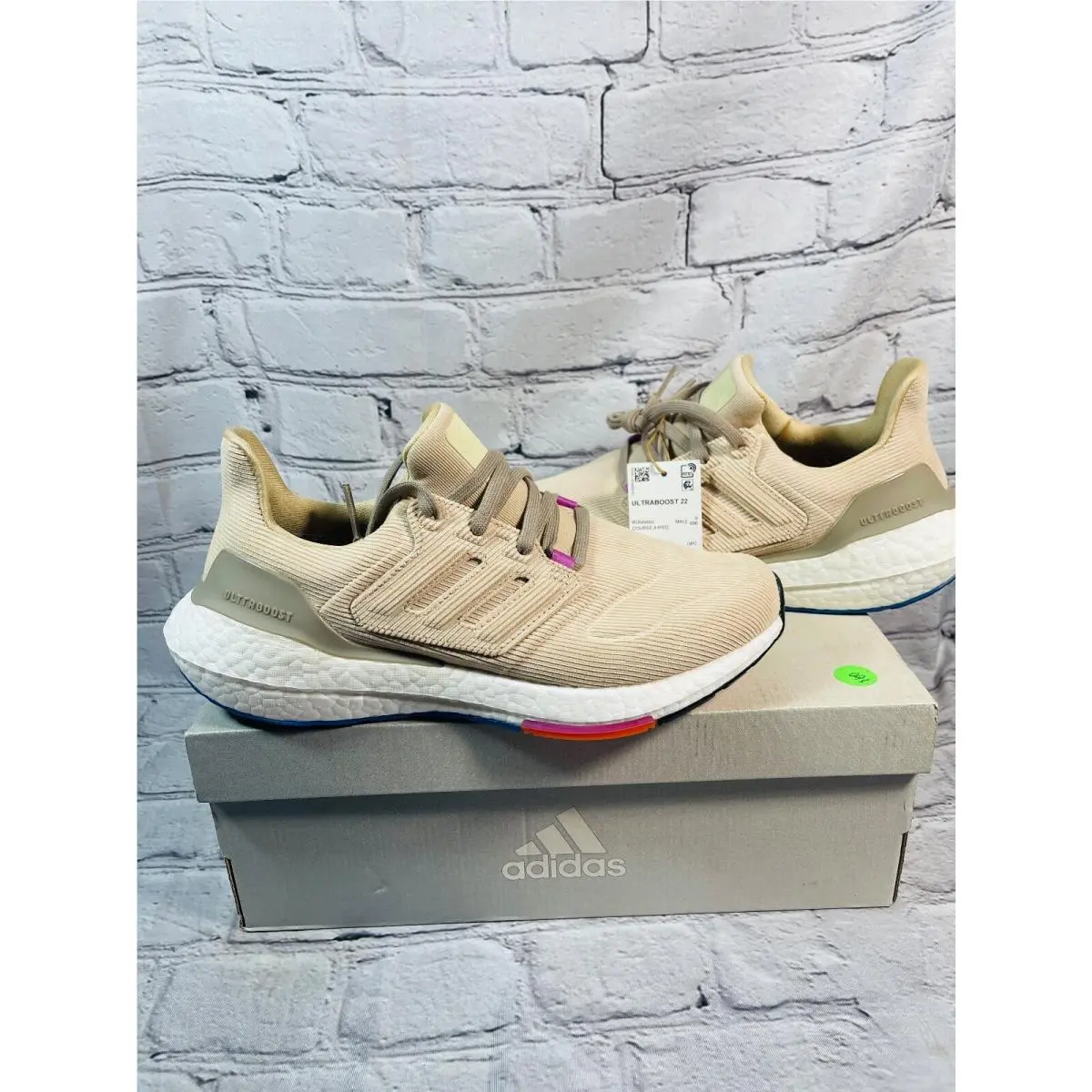 Mens Adidas Ultraboost 22 Running Beige GX9178 Size 6.5