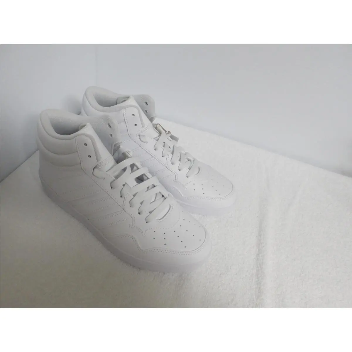 Adidas shoes - adidas Hoops Mid - Hoops Mid - Adidas Hoops 40 - White 1