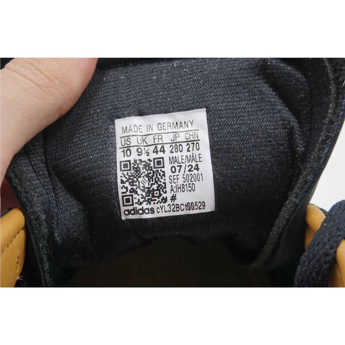 Adidas shoes - Black (UPC: 4067897657669) 6