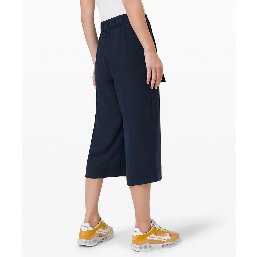 Lululemon clothing - Multi-Color 0