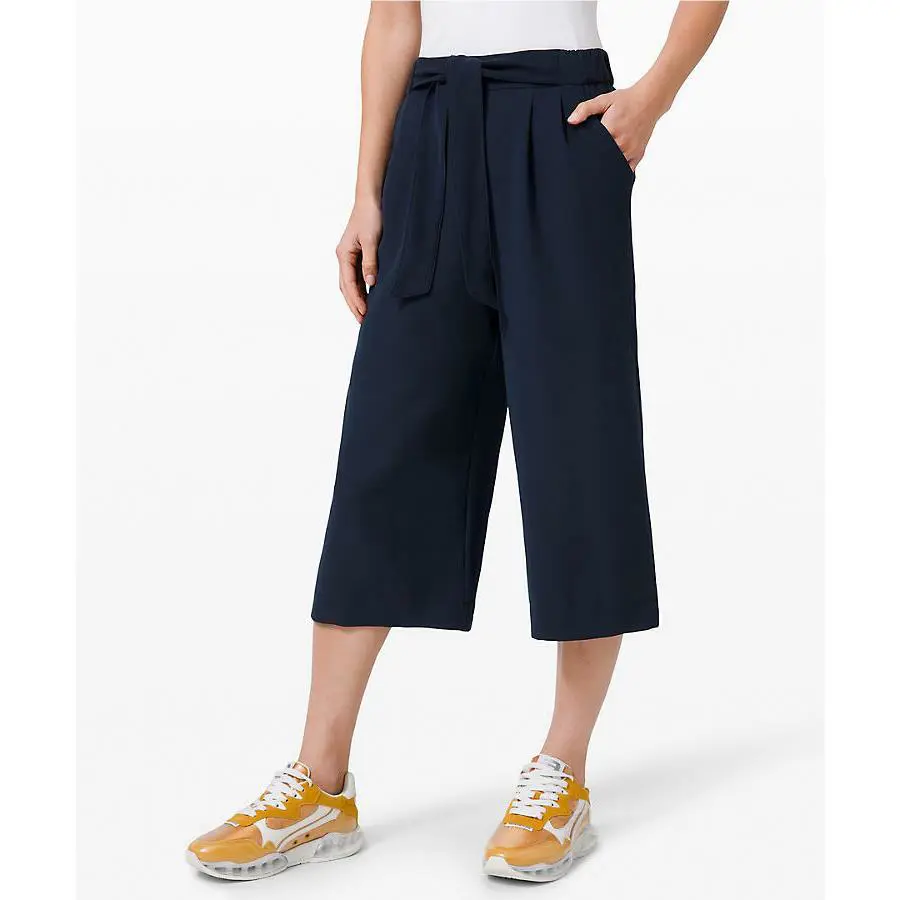 Lululemon clothing - Multi-Color 4