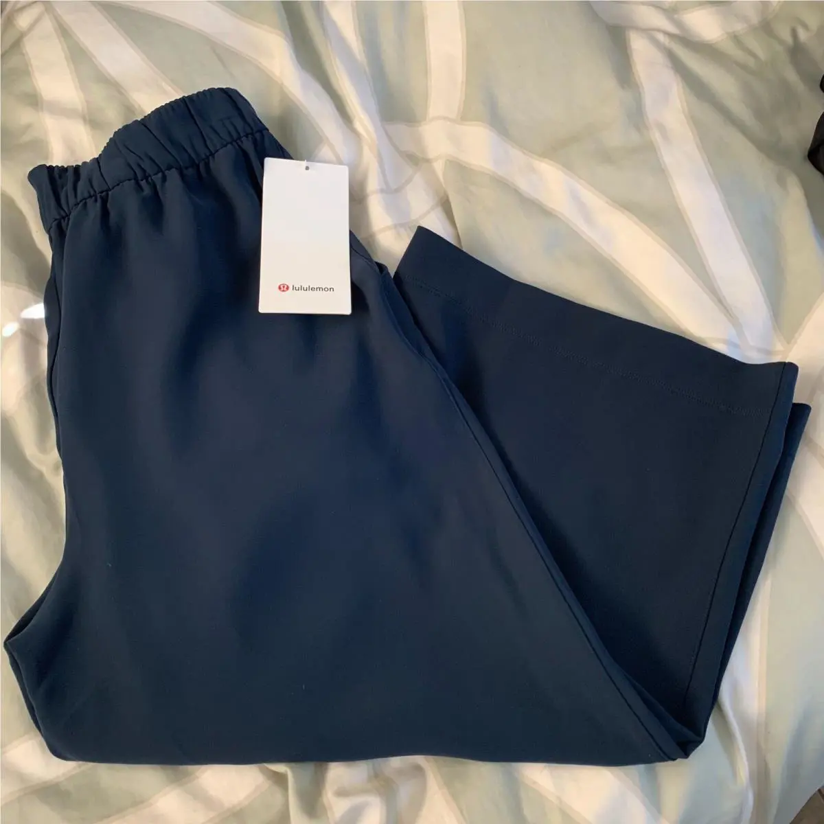 Lululemon clothing - Multi-Color 10