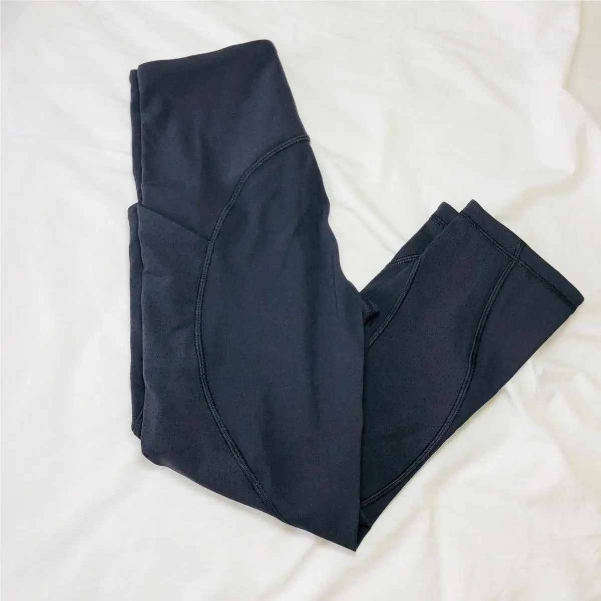 Lululemon clothing - black 4