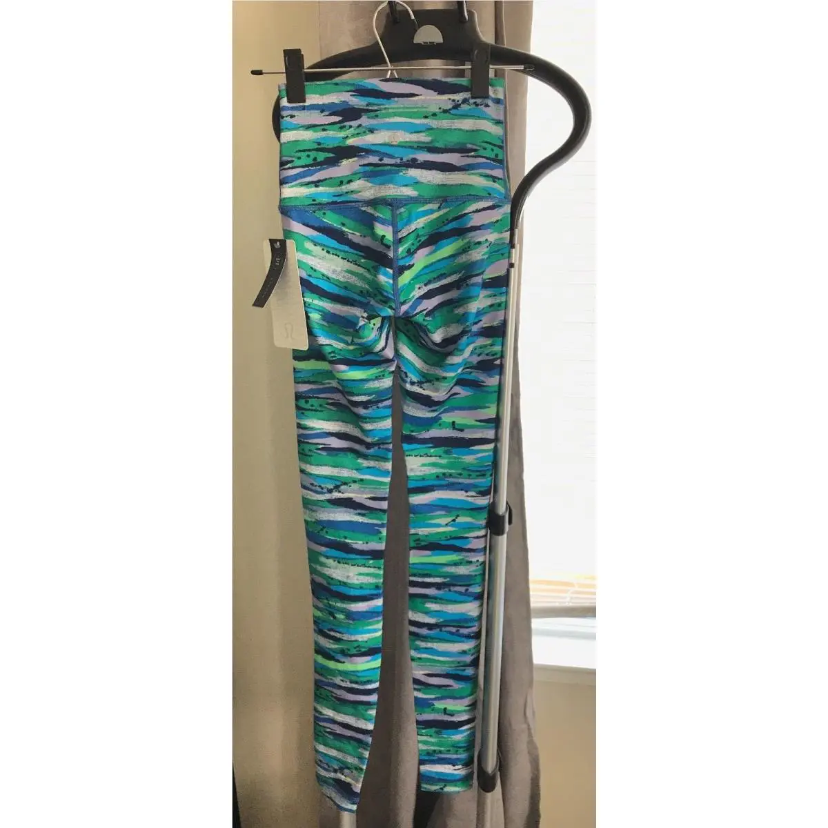 Lululemon clothing - Multi-Color 0