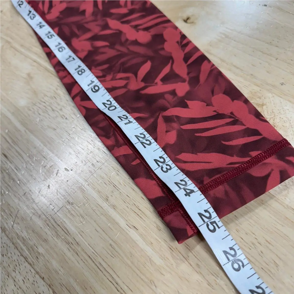 Lululemon clothing  - Red 10