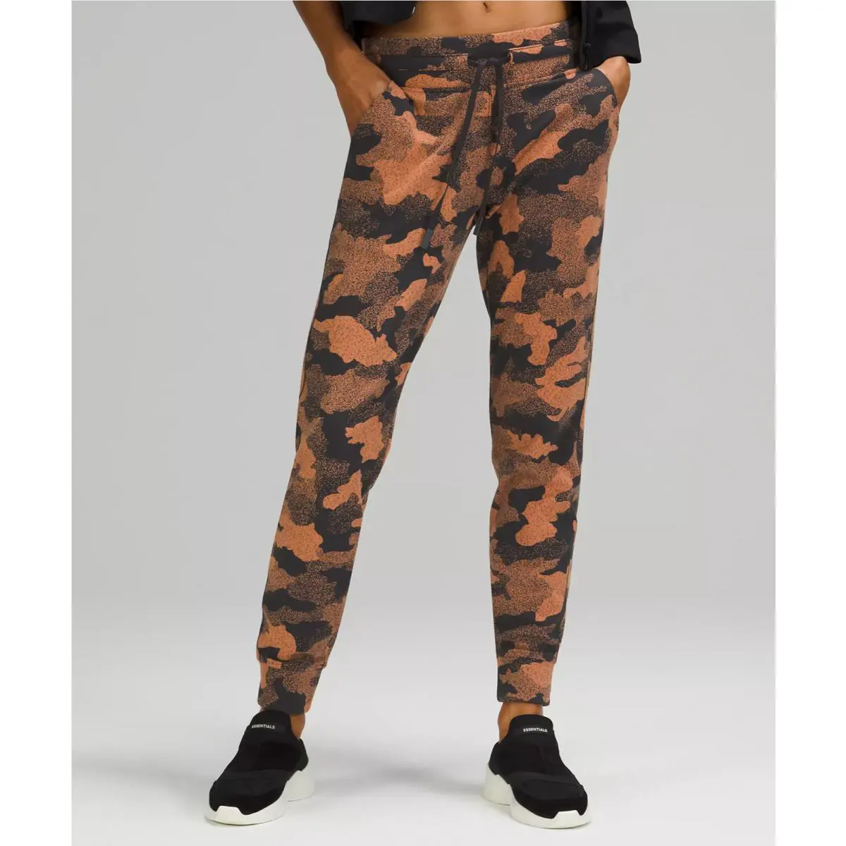 Lululemon clothing - Multicolor 4