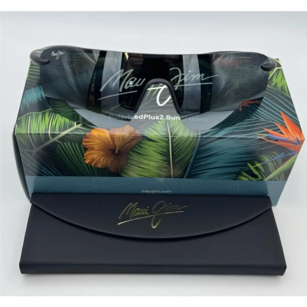 Maui Jim Palulu 680-02 - Black Shield Frame / Neutral Grey Mauibrilliant Lens - Frame: Black, Lens: Gray