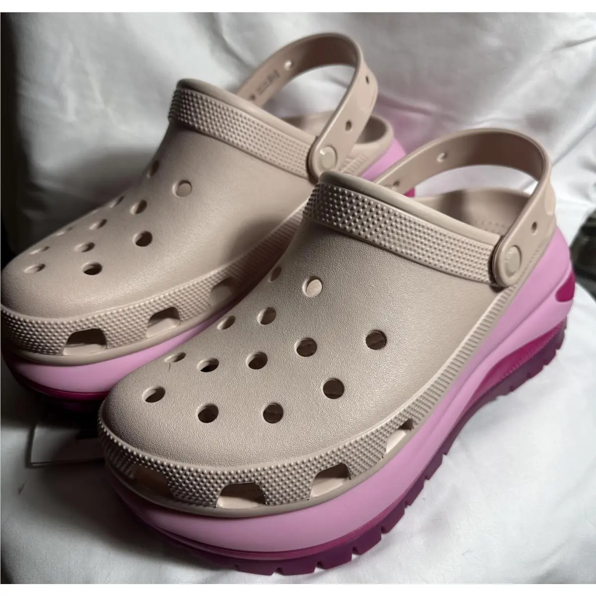 Crocs Mega Crush Matte Clog - Quartz / Mult 210749-6WS Pink Platform
