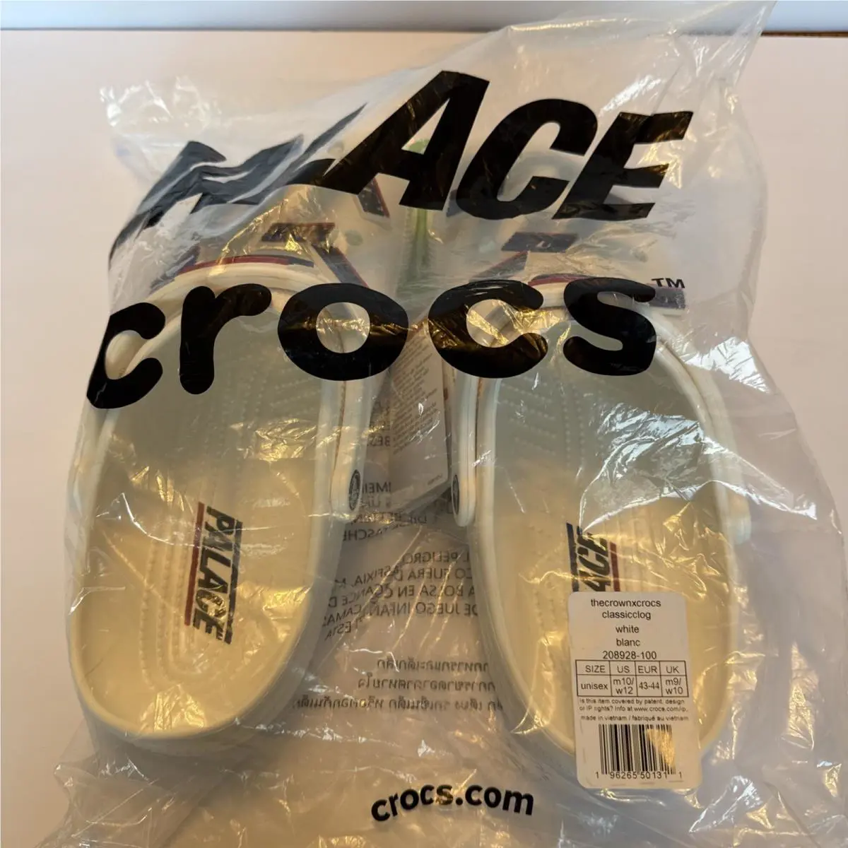 Basically A Palace x Crocs I’m IN Love Wid Coco Pops - White Men’s Size 10