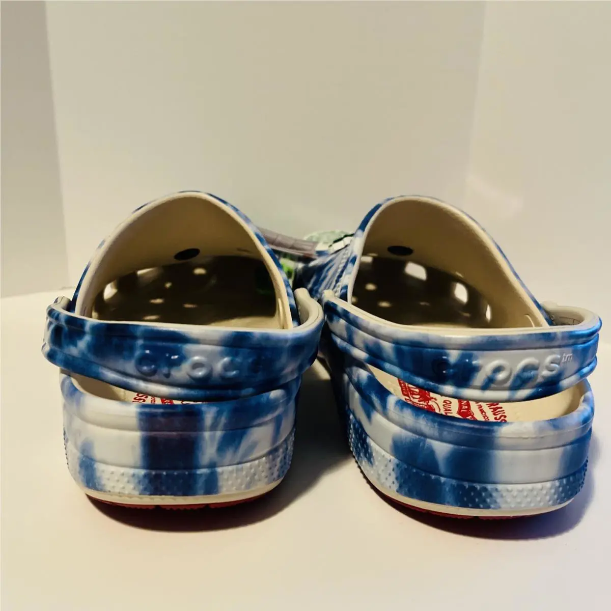 Crocs shoes - Levis x Crocs Classic Clog - 208918-160 - Blue (UPC: 196265500932) 2