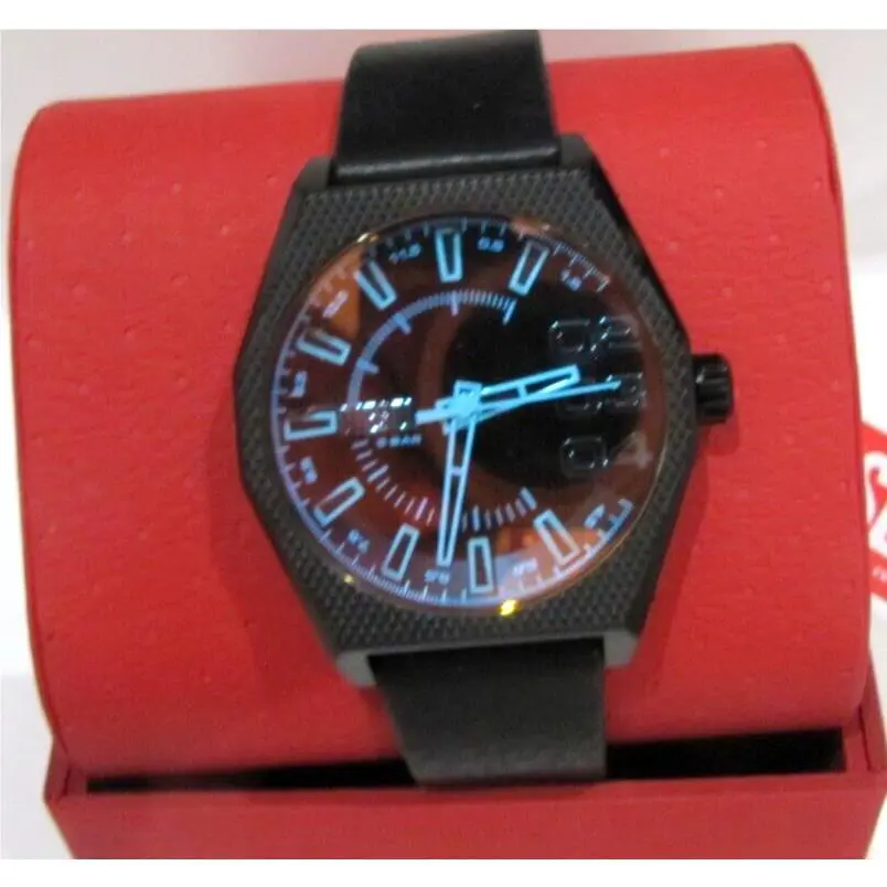 Diesel DZ2175 Men`s 43mm Scraper 3-Hand Stainless Black Leather Watch