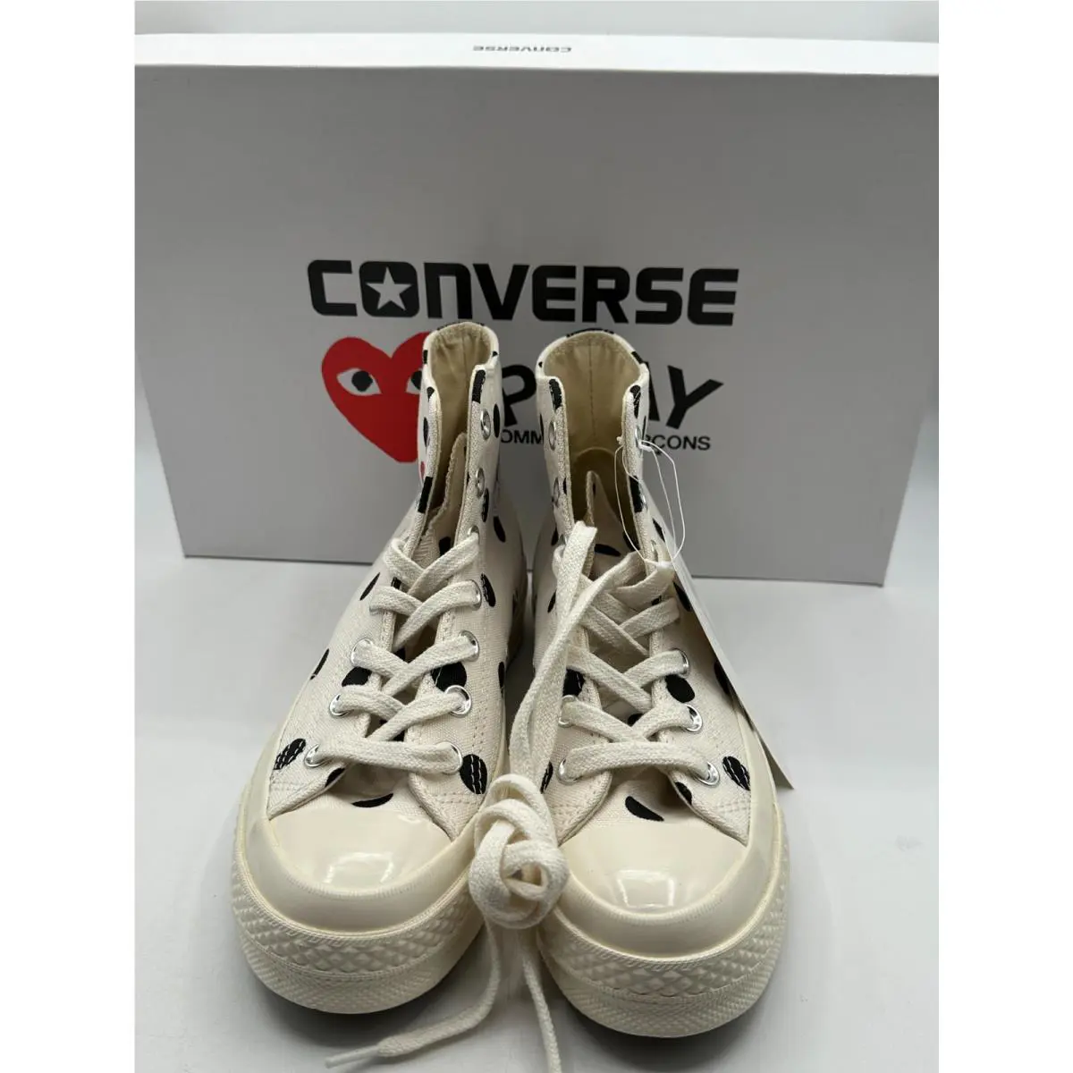Converse shoes - White 2