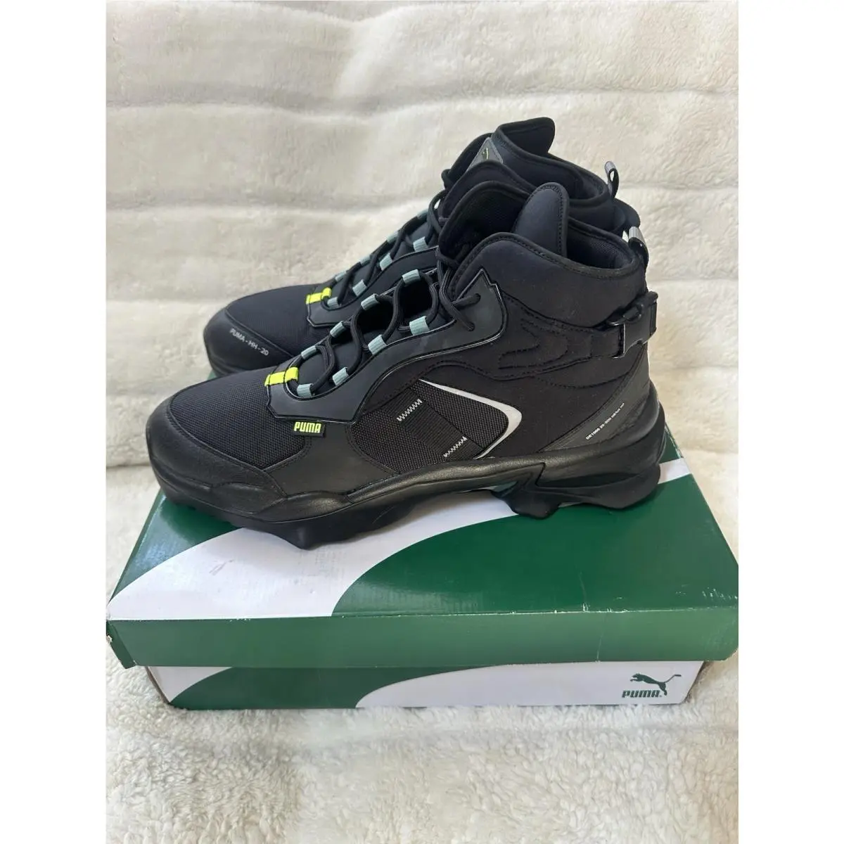 Men`s Black HH Helly Hansen Boots Size 15 by Puma