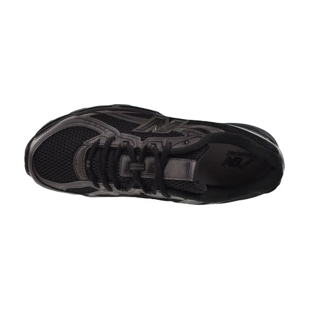 New Balance shoes - Black/Black 3