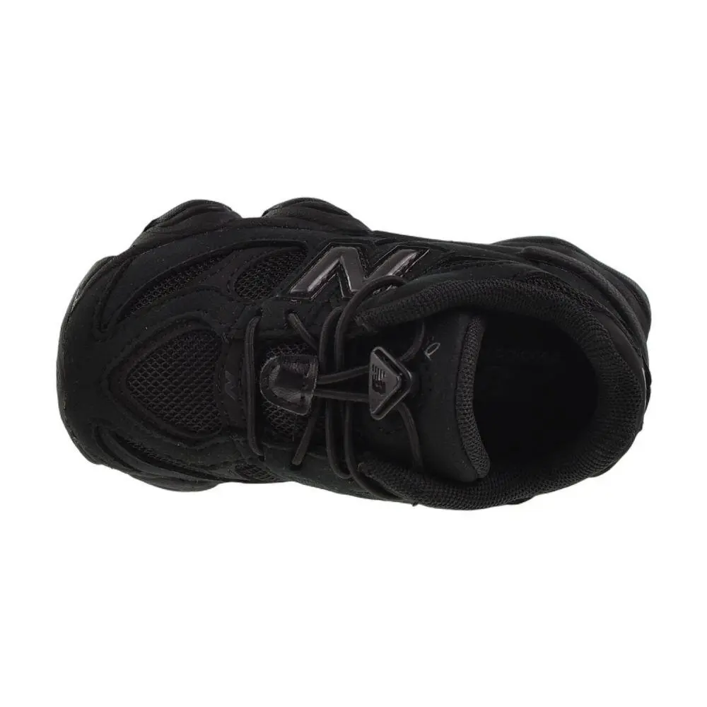 New Balance shoes - Black/Black 9