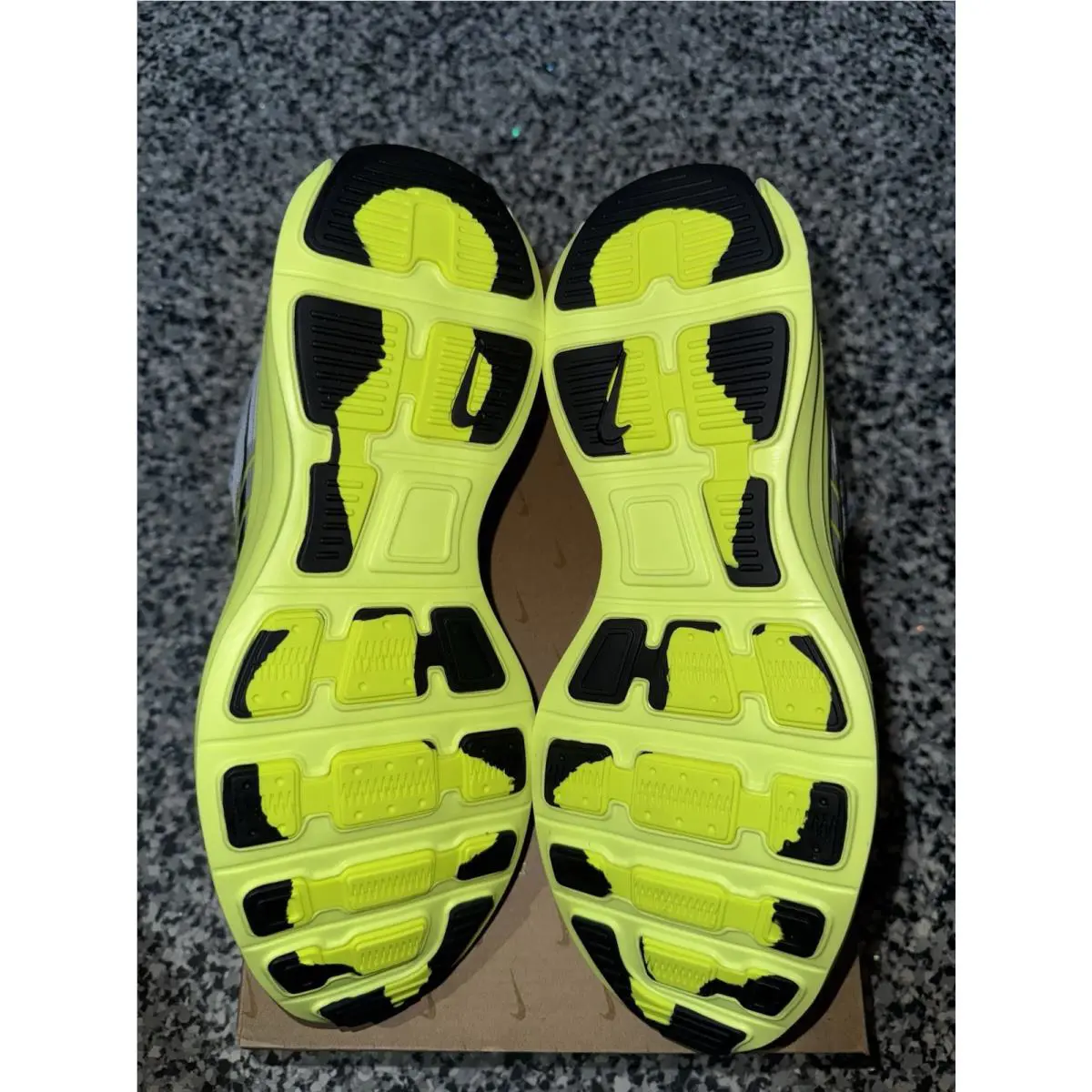 Nike shoes Lunar Roam - Pink 3