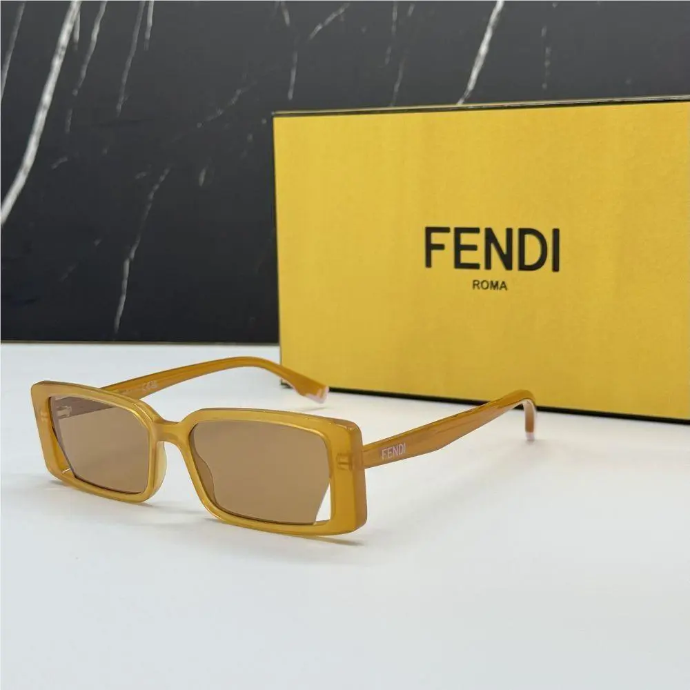 FE40164I 44J Fendi Square Orange Women Fendi Sunglasses