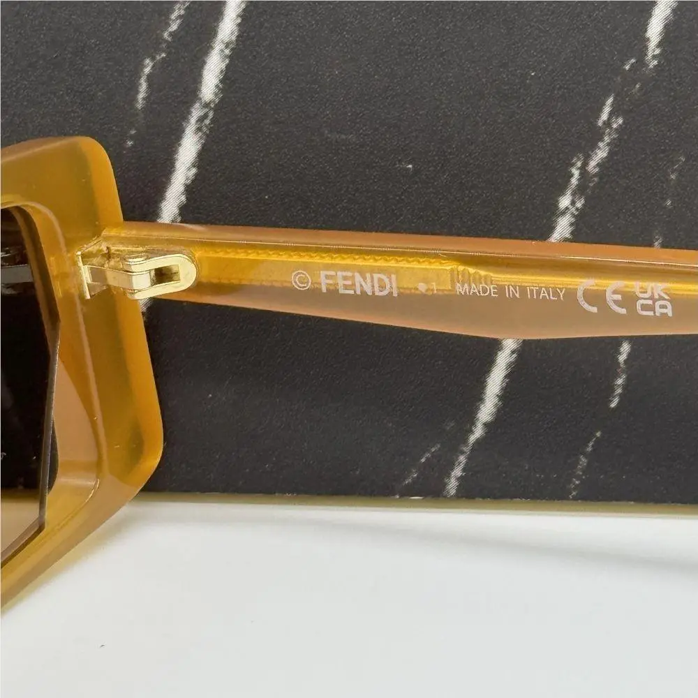 FE40164I 44J Fendi Square Orange Women Fendi Sunglasses 