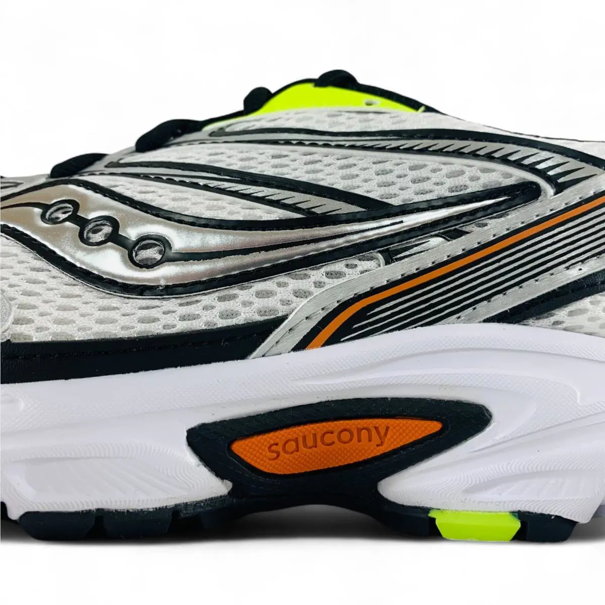 Saucony shoes - Saucony Ride Millennium - Ride Millennium - S70812-12 - White 7