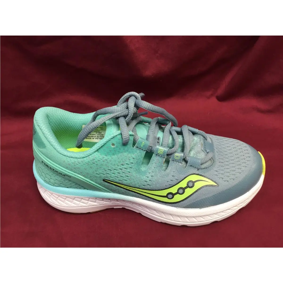 Saucony shoes - Saucony Freedom ISO - Freedom ISO - Gray 3