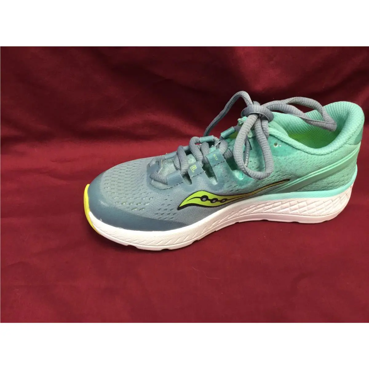 Saucony shoes - Saucony Freedom ISO - Freedom ISO - Gray 0