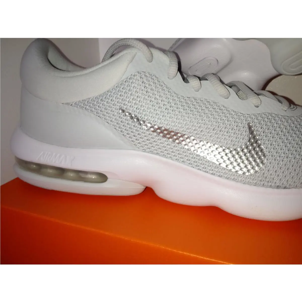 Nike shoes - Nike Advantage - Advantage - 908981-006 - White (UPC: 886549450601) 3