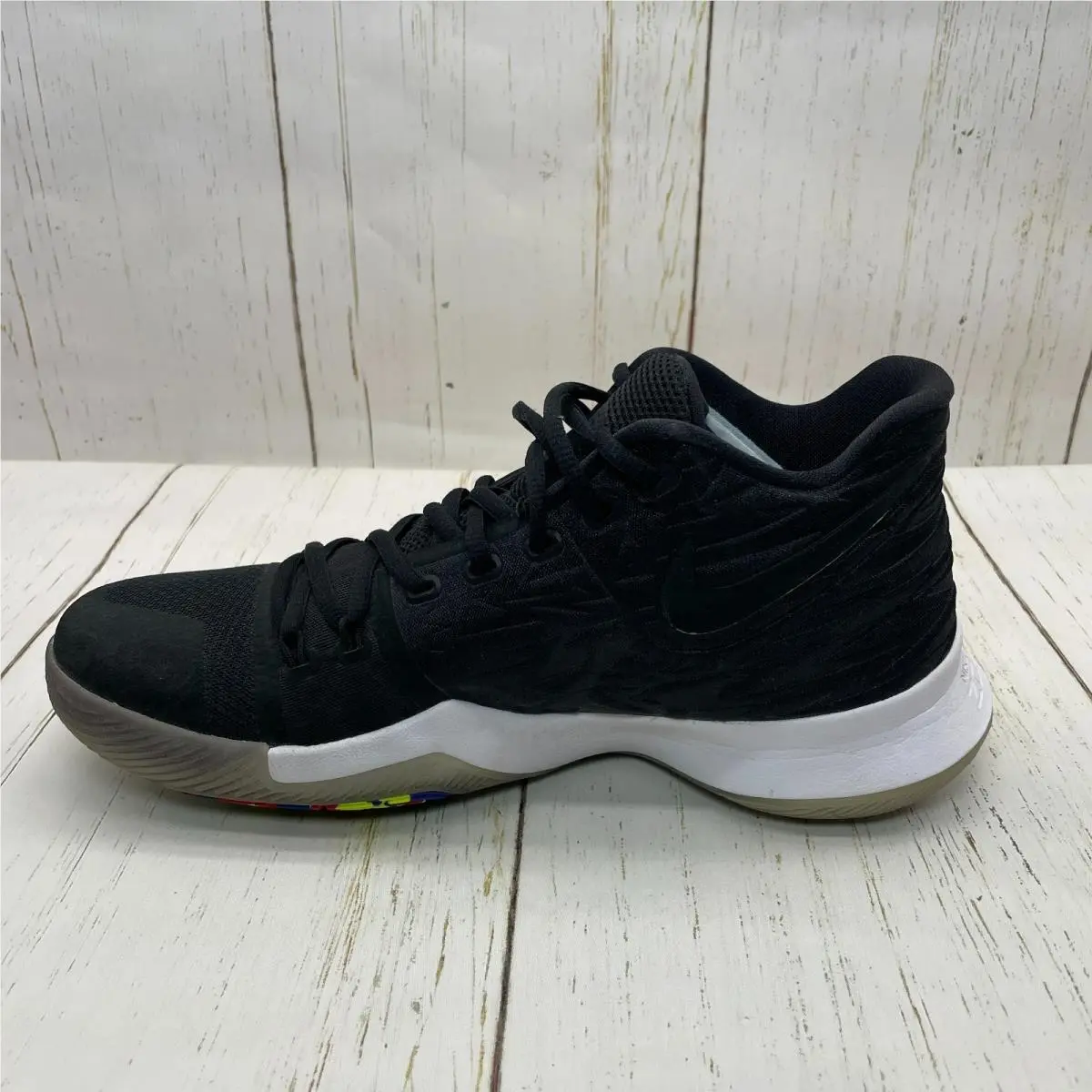 Nike shoes - Nike Kyrie 3 - Kyrie - 852395-009 - Black 4
