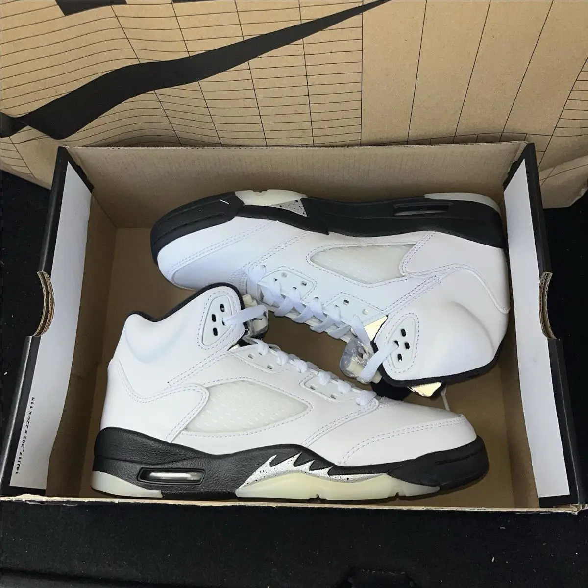 Nike shoes - Air Jordan 5 - Air - 440888-110 - White 4
