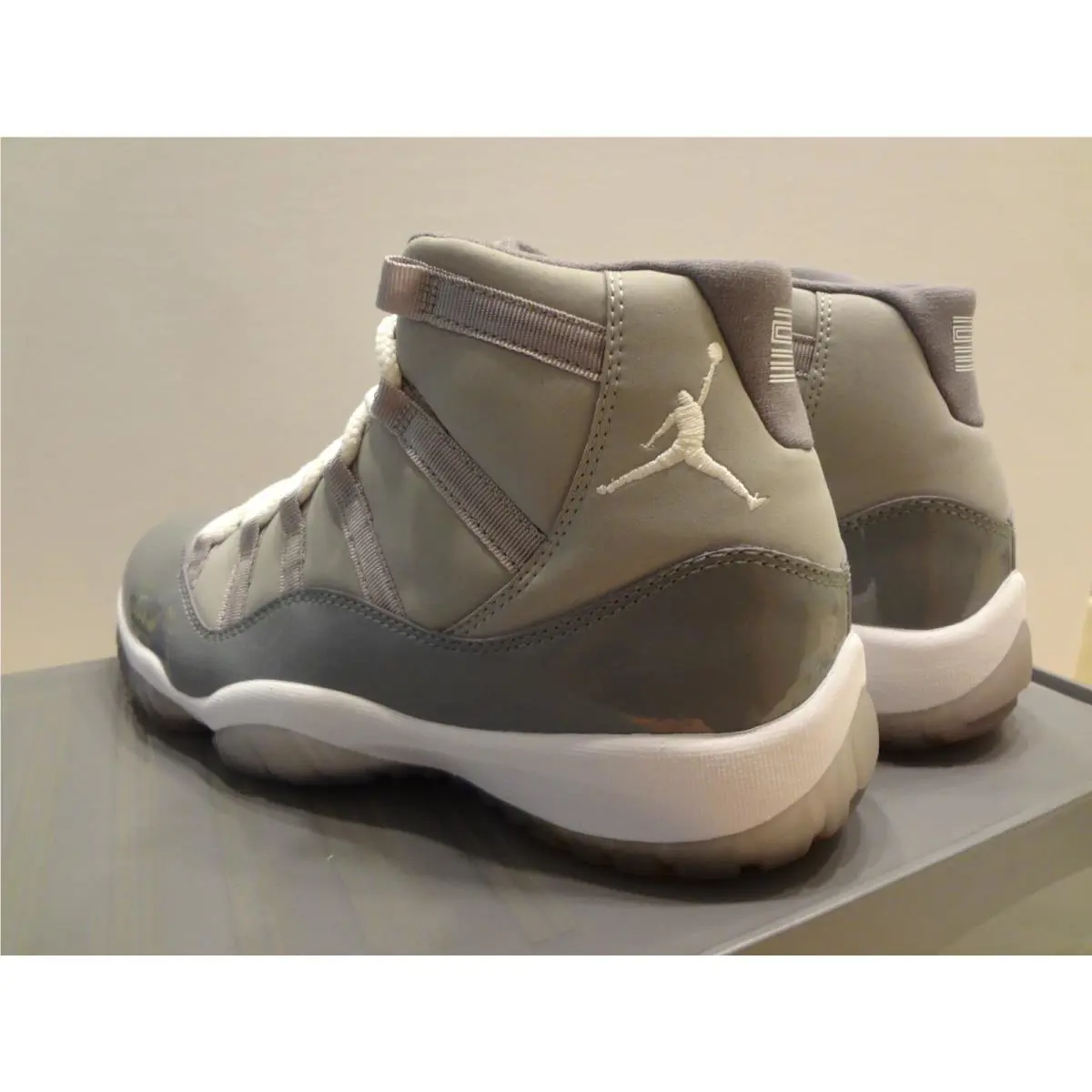 Nike shoes - Nike Air - Air - 378037001 - Gray 4