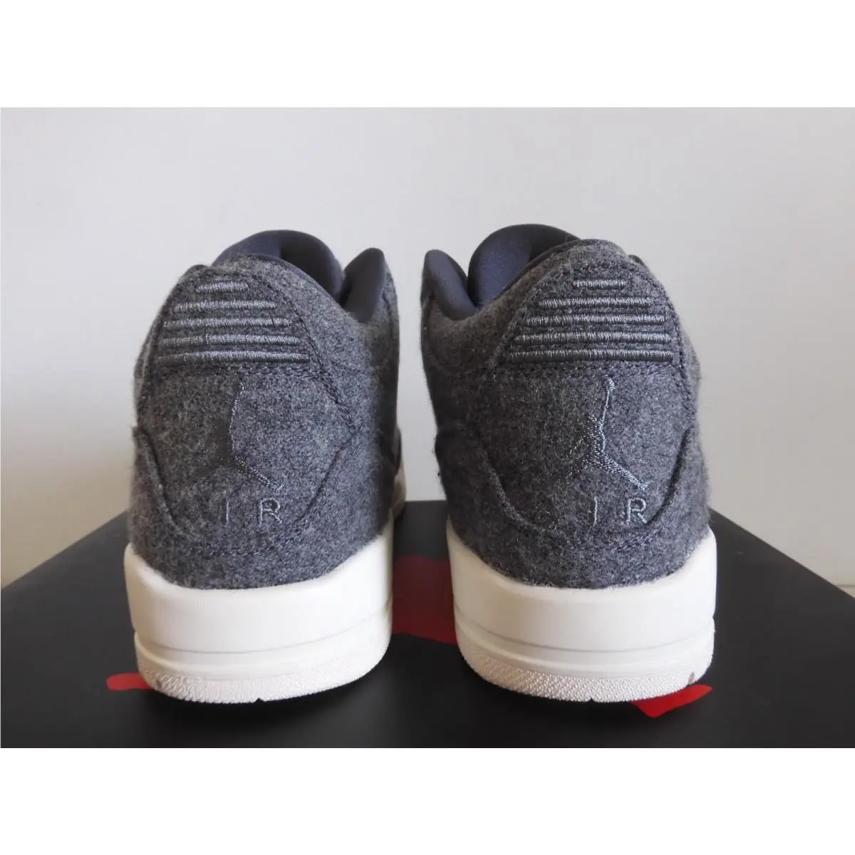 Nike shoes - Air Jordan 3 - Air - 854263-004 - Gray (UPC: 676556808843) 3