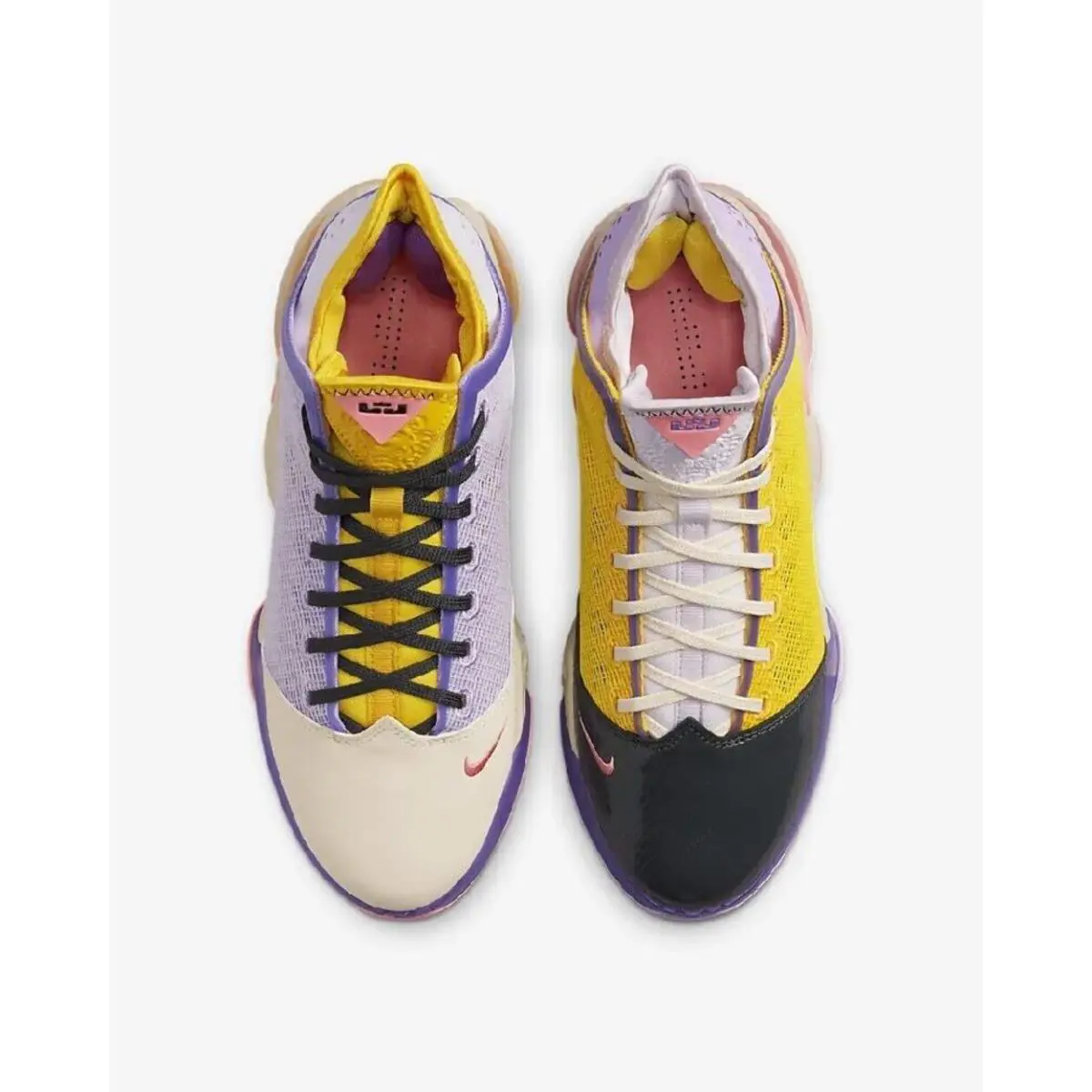 Nike shoes - Gold 3