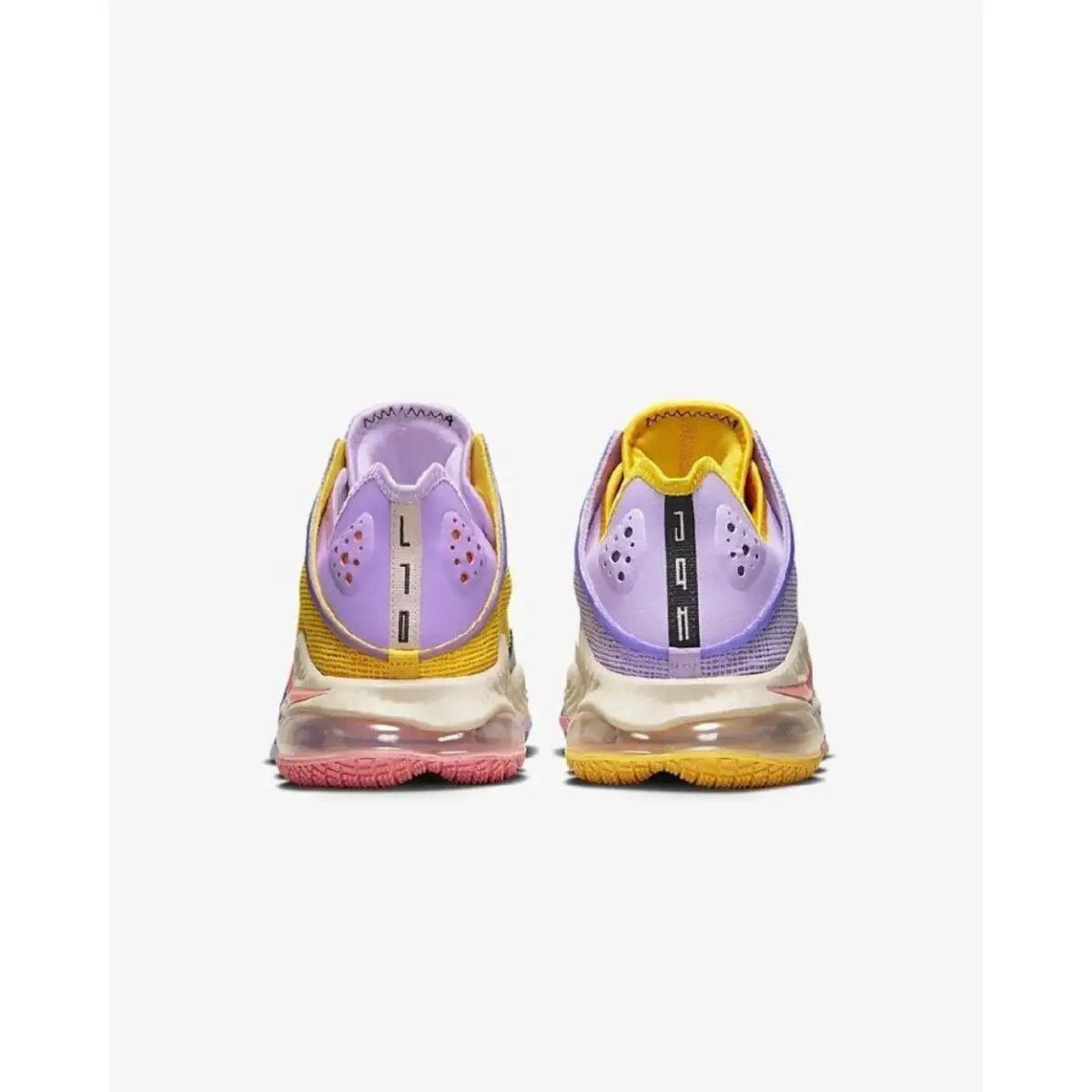 Nike shoes - Gold 4