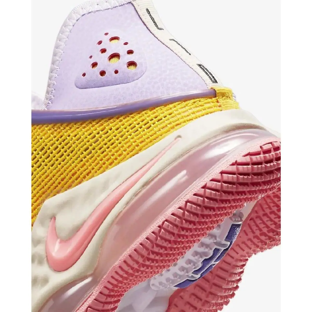 Nike shoes - Gold 6